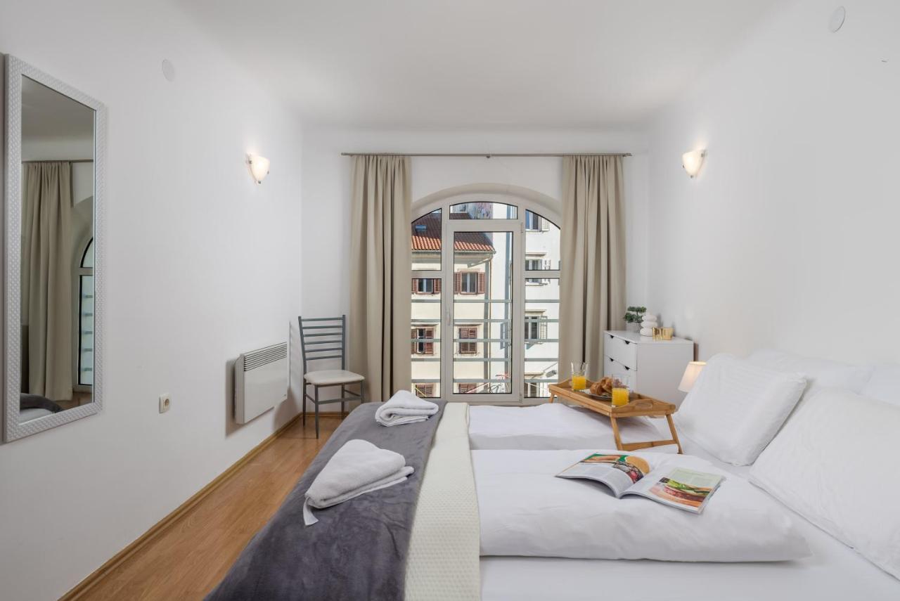 Main View Apartment ริเยกา ภายนอก รูปภาพ
